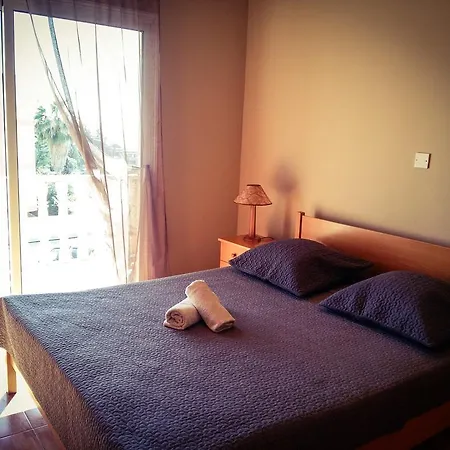 Townhouse1 *